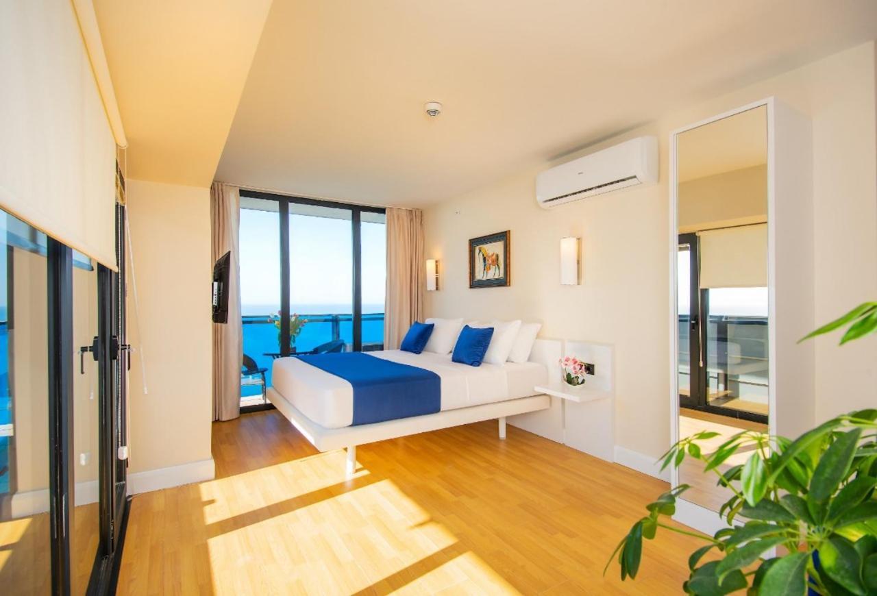 Orbi City Suite Sea View In Batumi Aparthotel ภายนอก รูปภาพ